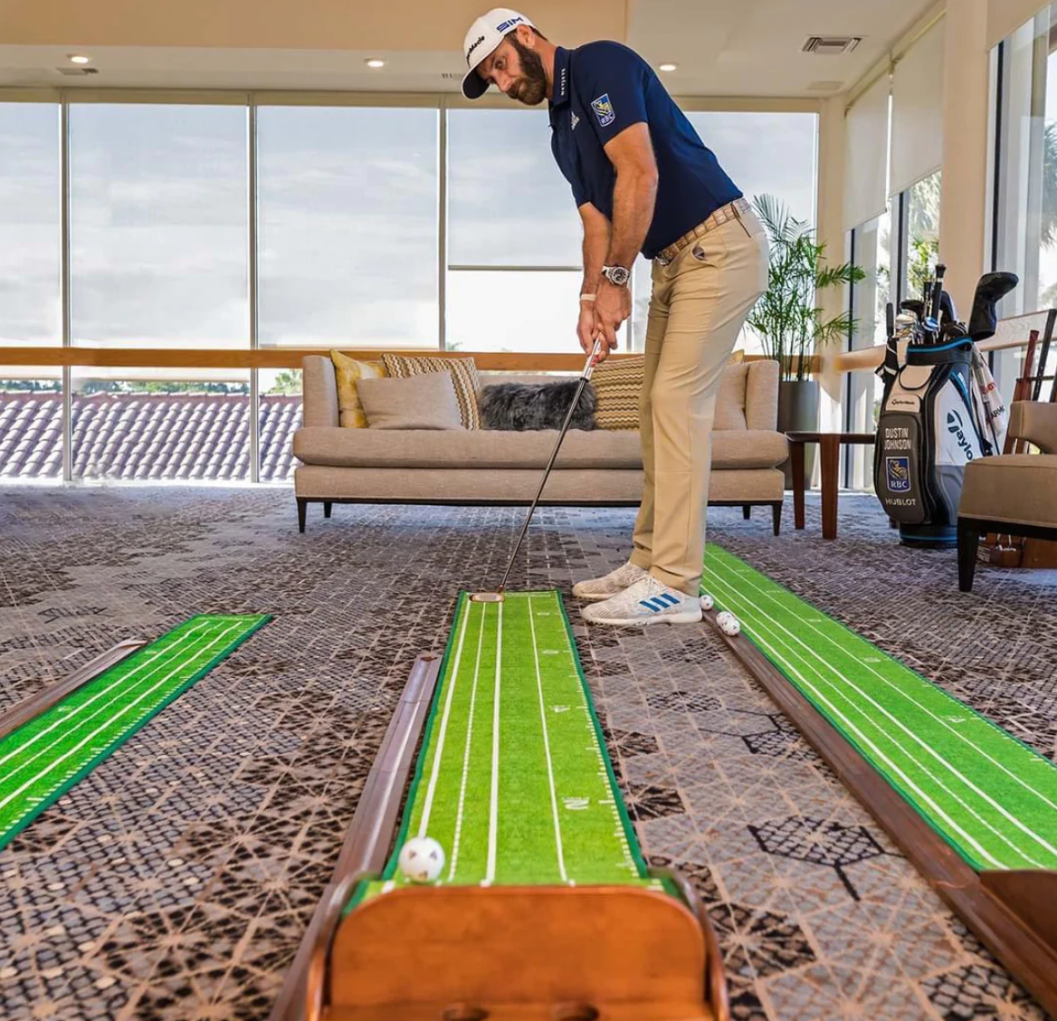 PERFECT PRACTICE Putting Mat w/Alignment Mirror