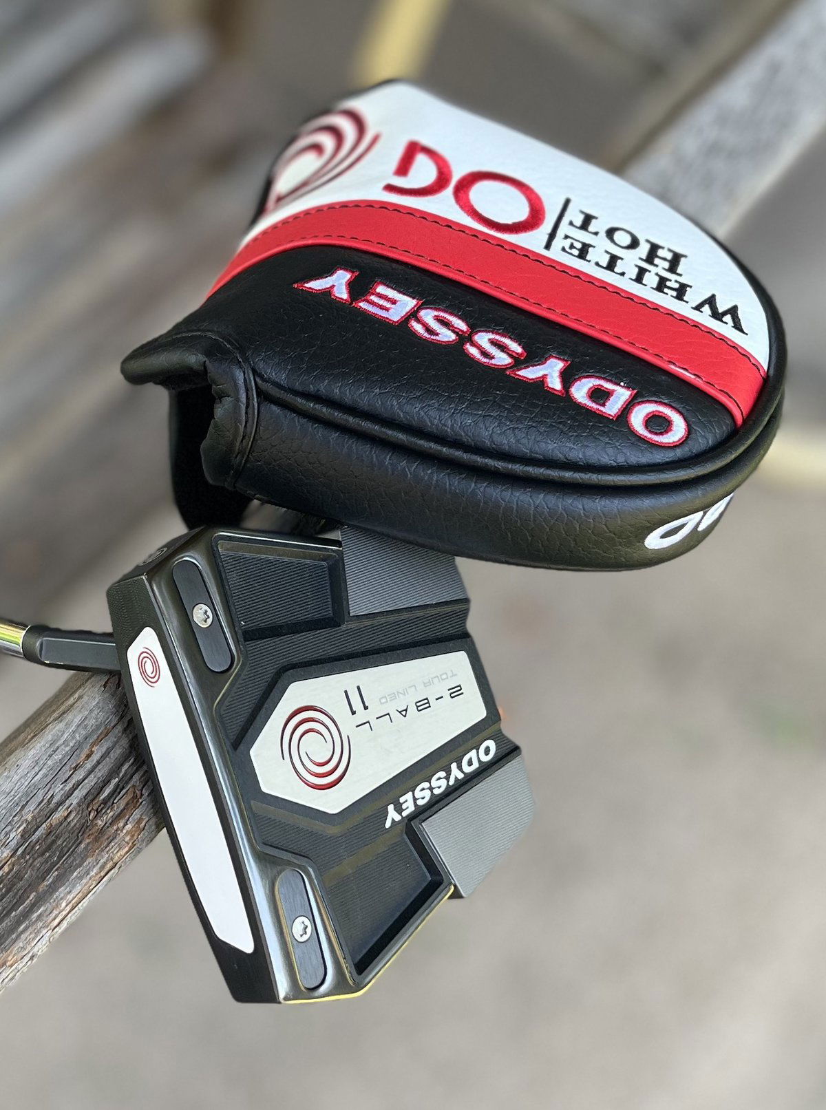 Odyssey Eleven 2-Ball Tour Lined S Red Stroke Lab PSTL Putter